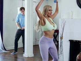 Stealthily watching my attractive Latina stepmother's workout session - MILFED
